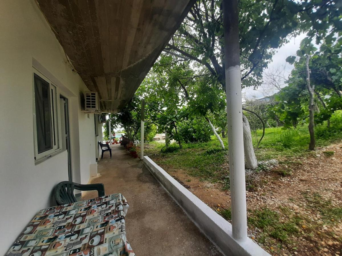 Hillside Apartments Borsh Exterior foto